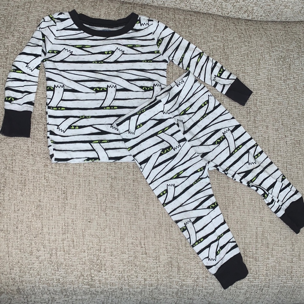 12-18M Halloween mummy Pjs